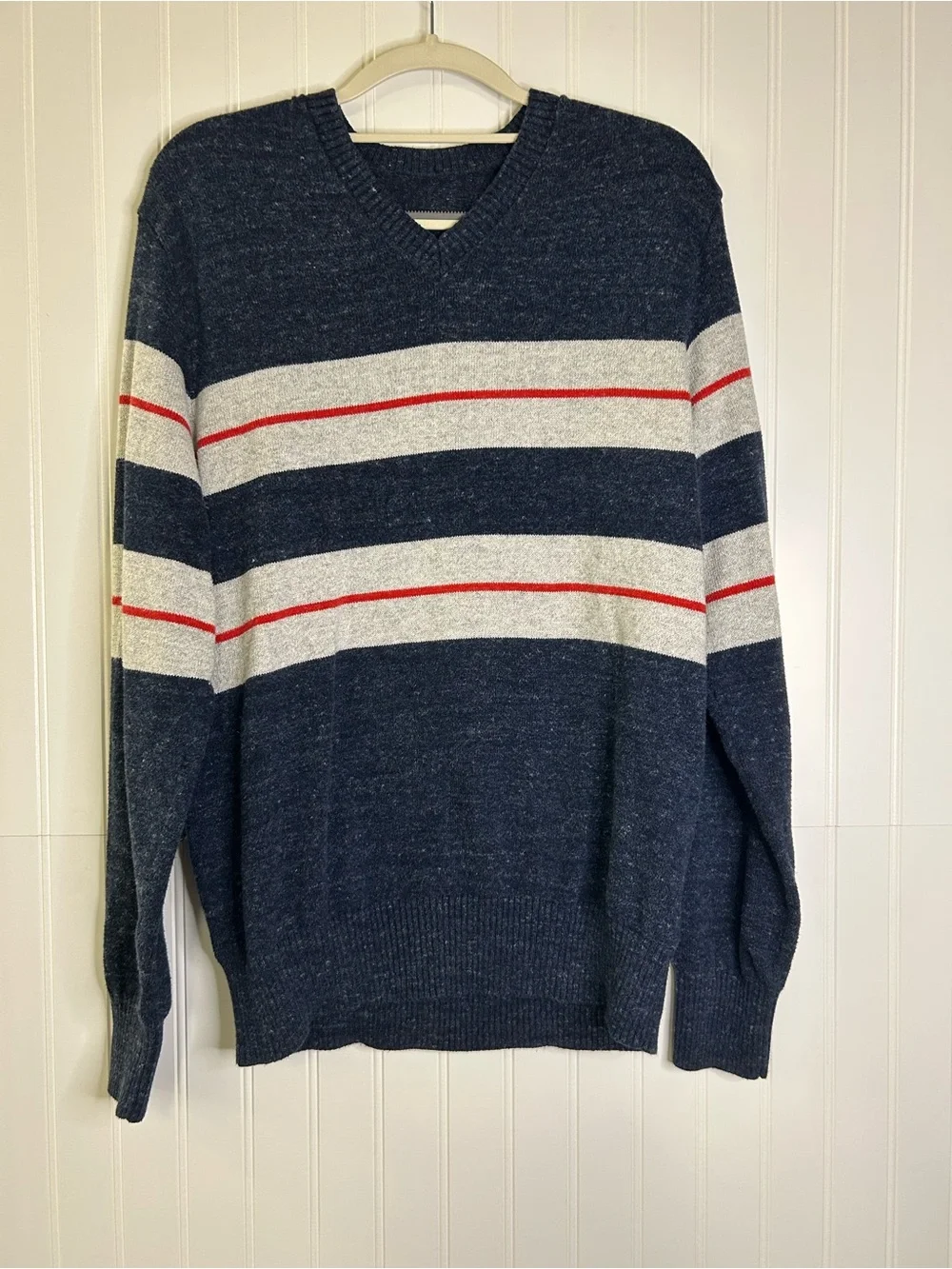 GAP‎ Men's Navy V-Neck Stripe Sweater Size Large